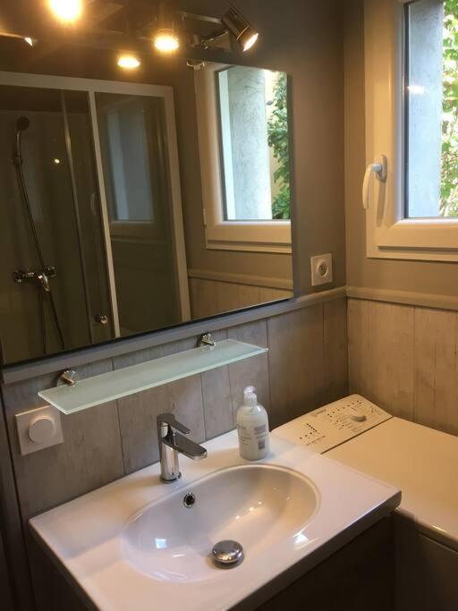 Appartement Avec Jardin Prive Greoux Les Bains Au Bord Du Verdon Exterior photo