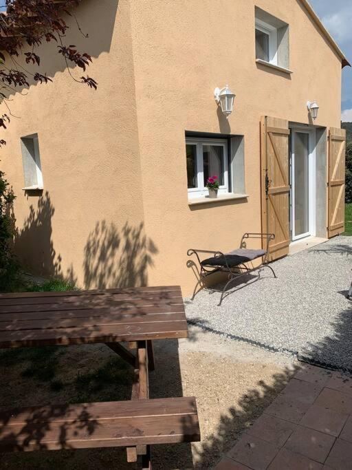 Appartement Avec Jardin Prive Greoux Les Bains Au Bord Du Verdon Exterior photo